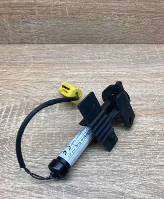 BMW 7 G11 G12 Bonnet Pedestrian Airbag Actuator 7347406 0589P1000095 B03A17