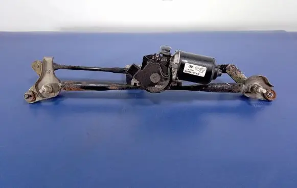 Hyundai Sonata Front wiper linkage and motor 98110-3K000