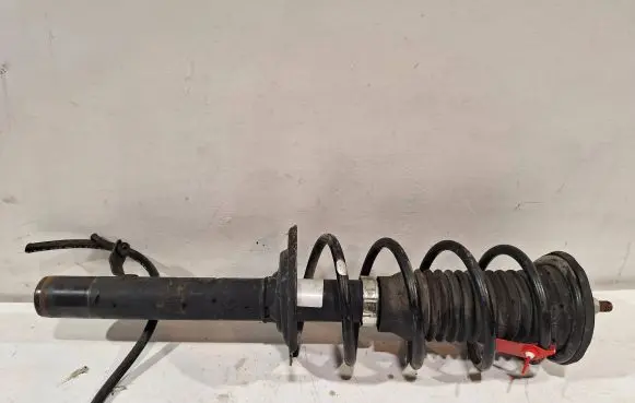 Peugeot 108 Front shock absorber/damper