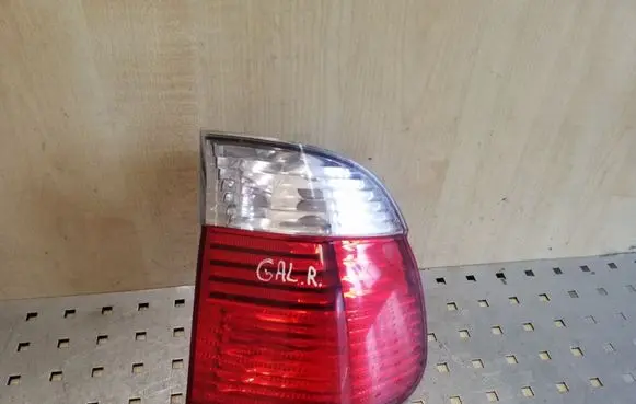 BMW 5 E39 Rear/tail lights 6902532