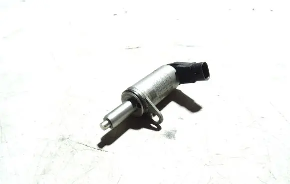 Audi A4 S4 B8 8K Camshaft position sensor 06H103697A