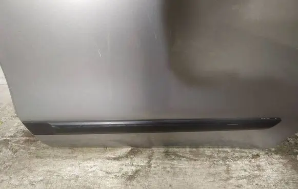 Nissan Note (E11) Rear door trim (molding)