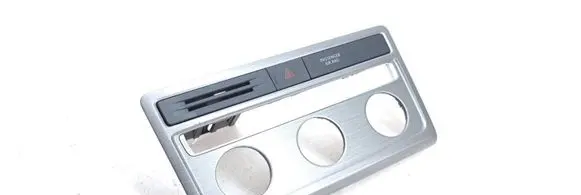 Volkswagen Golf Sportsvan Radio/GPS head unit trim 510819039 5J0819075