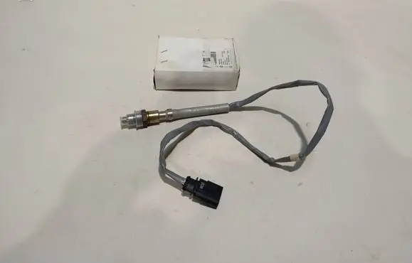Audi A3 S3 8V Lambda probe sensor 06K906262S