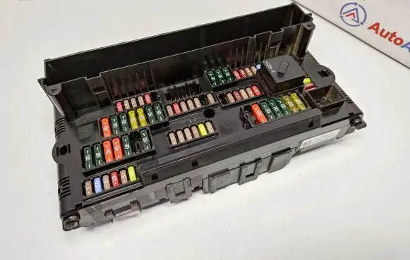 BMW 5 F10 F11 Fuse module 9252815 61149252815