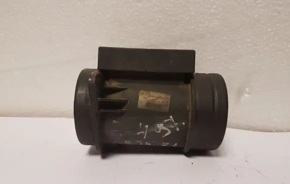 Audi A4 S4 B5 8D Mass air flow meter 074906461