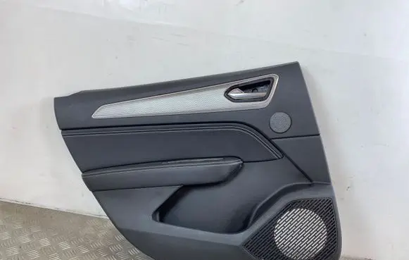 Renault Arkana Rear door card panel trim 829017450R PD2023030600103220