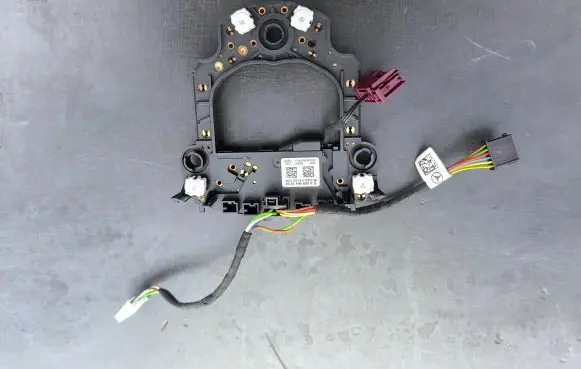 Mercedes-Benz GLA W156 Steering wheel A0994641000 3485110105
