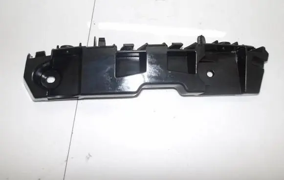 Dacia Sandero II Front bumper mounting bracket 631438295R