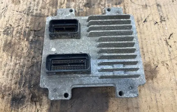Opel Meriva B Engine control unit/module 55590539 12636386 86ABHB542311018R