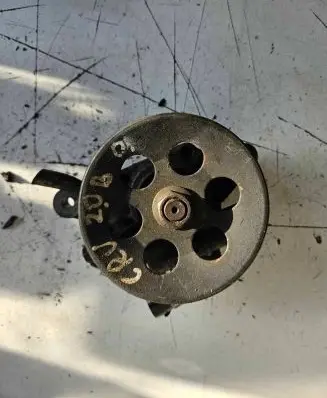Honda CR-V Power steering pump