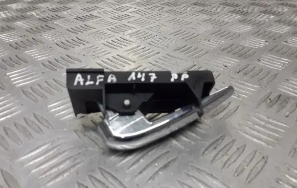 Alfa Romeo 147 Front door exterior handle 46736145