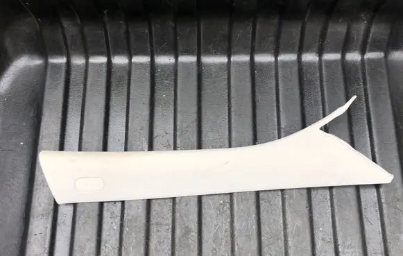 Mercedes-Benz E W213 (A) pillar trim A2136900625 A2136903225