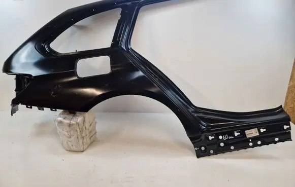 BMW 3 F30 F35 F31 Rear arch 41007298180