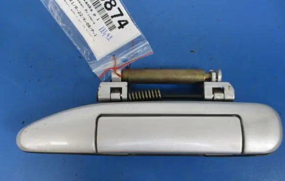 Nissan Primera Front door exterior handle