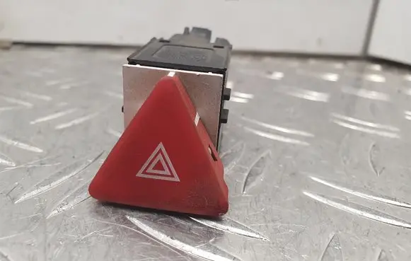 Volkswagen Scirocco Hazard light switch 1Q0953509