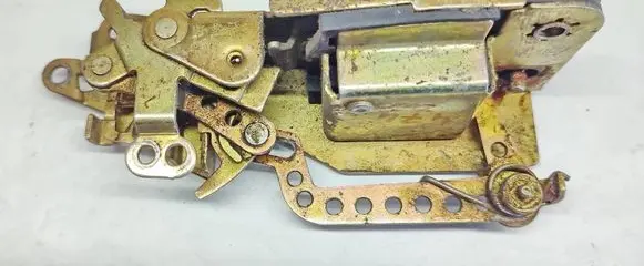 Front door lock