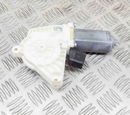 Mercedes-Benz E A207 Rear door window regulator motor A2078200642 934531102