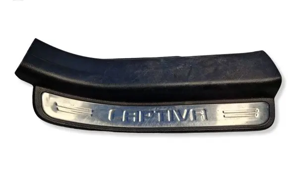 Chevrolet Captiva Rear sill trim cover 96630474