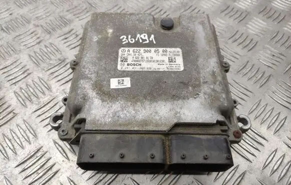 Mercedes-Benz Vito Viano W447 Engine control unit/module A6229000500