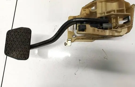 BMW 5 E60 E61 Brake pedal 3510675994407 14416710