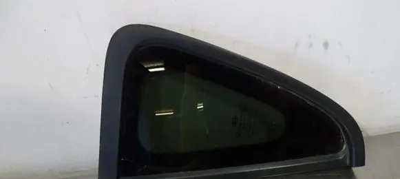 KIA Soul Rear side window 43R-000083