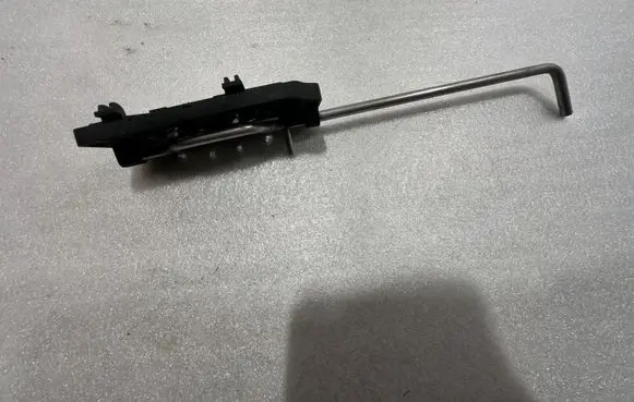 Porsche Cayenne (92A) Headlight/headlamp mounting bracket 95863152000 7P594180
