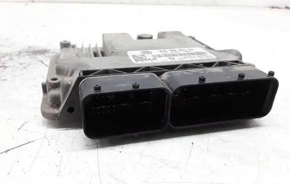 Volkswagen Golf V Engine control unit/module 03G906021KH 0281013226