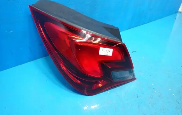 Opel Astra J Rear/tail lights 13281264