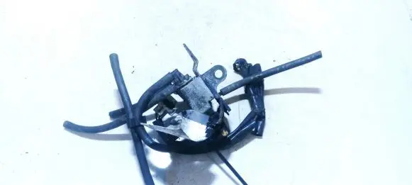 Suzuki Wagon R+ Turbo solenoid valve 1846001950 184600-1950