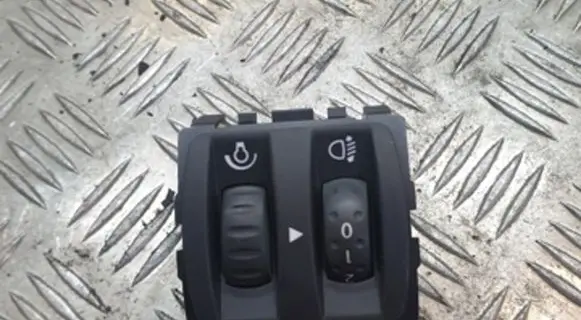 Renault Clio III Headlight level height control switch 8200095495B 88020001127 08802012
