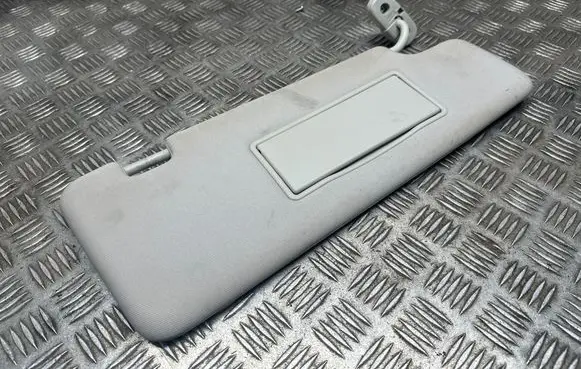 Sun visor