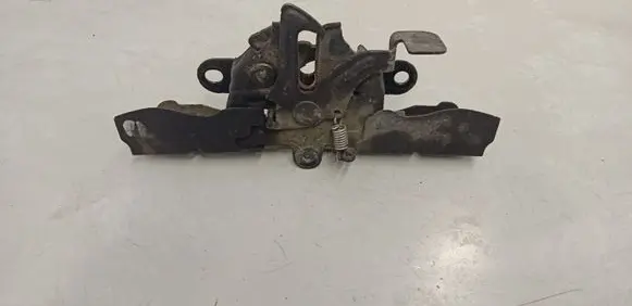 Toyota Avensis T250 Engine bonnet (hood) release handle