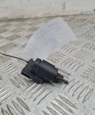 Audi A4 S4 B7 8E 8H Brake pedal sensor switch 3B09455110