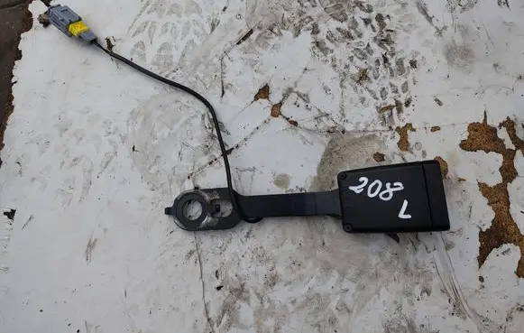 Peugeot 208 I Front seatbelt buckle 