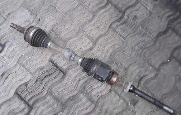 Toyota Urban Cruiser (XP110) Front driveshaft 09061220051