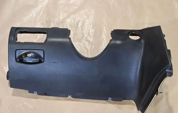 Knee airbag