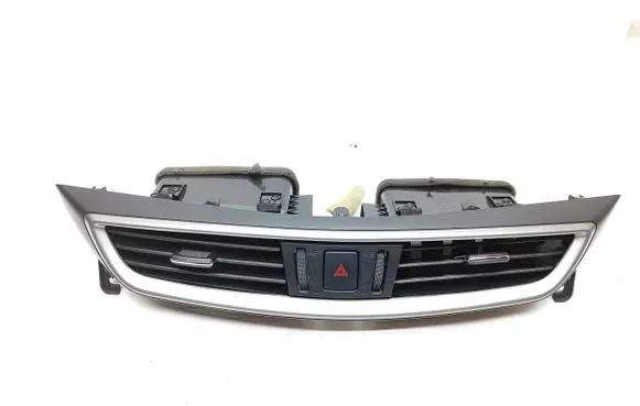 Nissan Murano Z52 Dash center air vent grill 687504CE0A 687504BA0A PG05LZ08