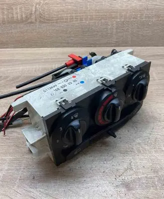 Mercedes-Benz A W168 Climate control unit 1688300385 Q113699