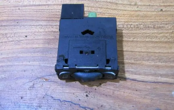 Renault Scenic I Headlight level height control switch