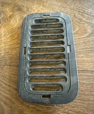Renault Master III Air vent grill in roof 798700003r