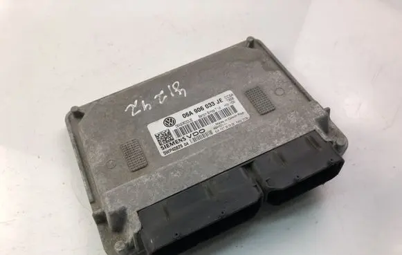 Skoda Octavia Mk1 (1U) Other control units/modules 06A906033JE
