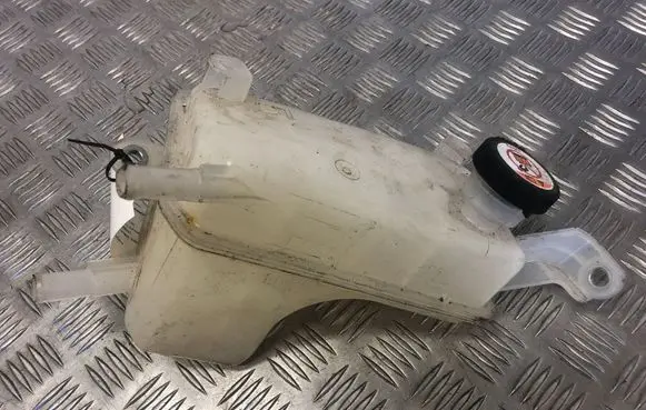 Toyota Prius+ (ZVW40) Coolant expansion tank/reservoir 1648028080