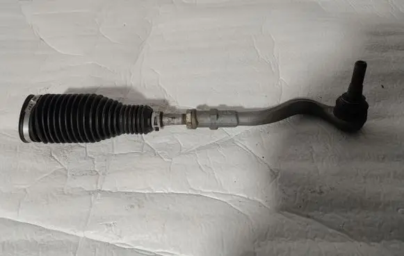 Audi A4 S4 B9 Steering tie rod 025060304012