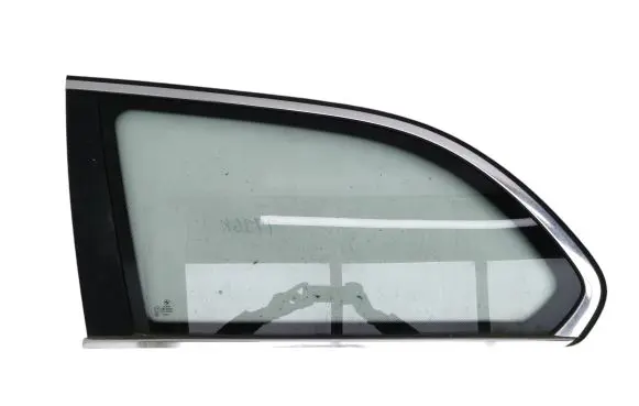 BMW 5 E60 E61 Rear side window