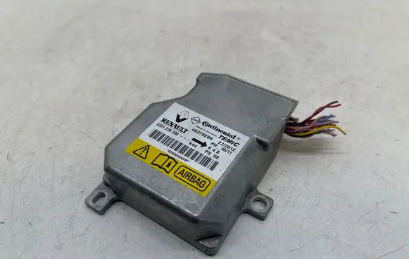 Renault Twingo II Airbag control unit/module 8201236030
