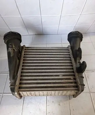 Skoda Superb B5 (3U) Intercooler radiator 3B0145806