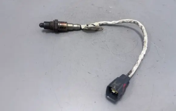 Toyota Aygo AB40 Lambda probe sensor 894650H030 0258030109 459221A