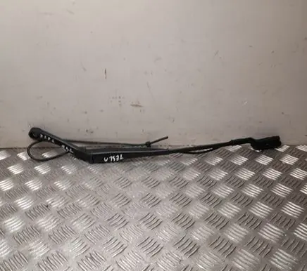 Tesla Model 3 Rear wiper blade arm 107672800C
