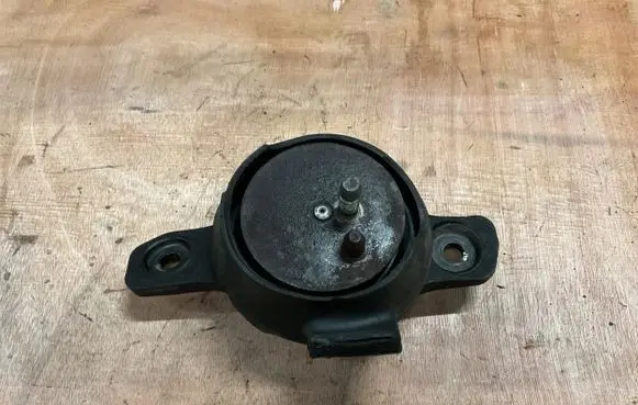Subaru Legacy other engine part 